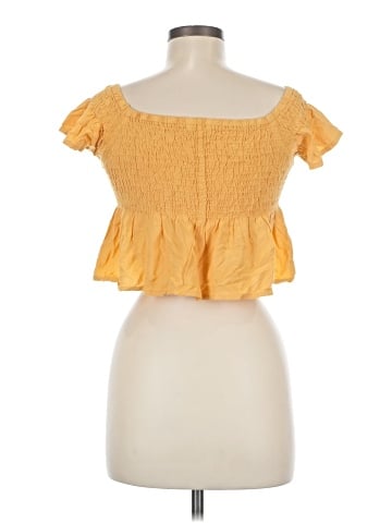 Style Envy Short Sleeve Top (view 2)