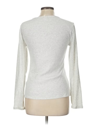 Old Navy Long Sleeve T-Shirt (view 2)
