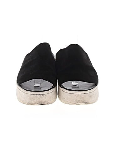 Vince. Sandals (view 2)