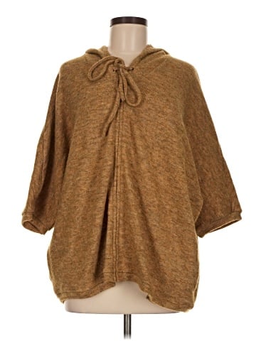 Piko Poncho (view 1)