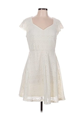 No Boundaries Casual Dress (view 1)