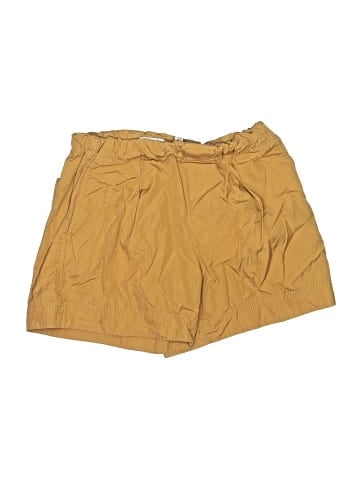 Vince. Khaki Shorts (view 1)