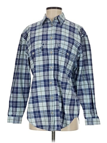 Lizwear by Liz Claiborne Long Sleeve Button-Down Shirt (view 1)