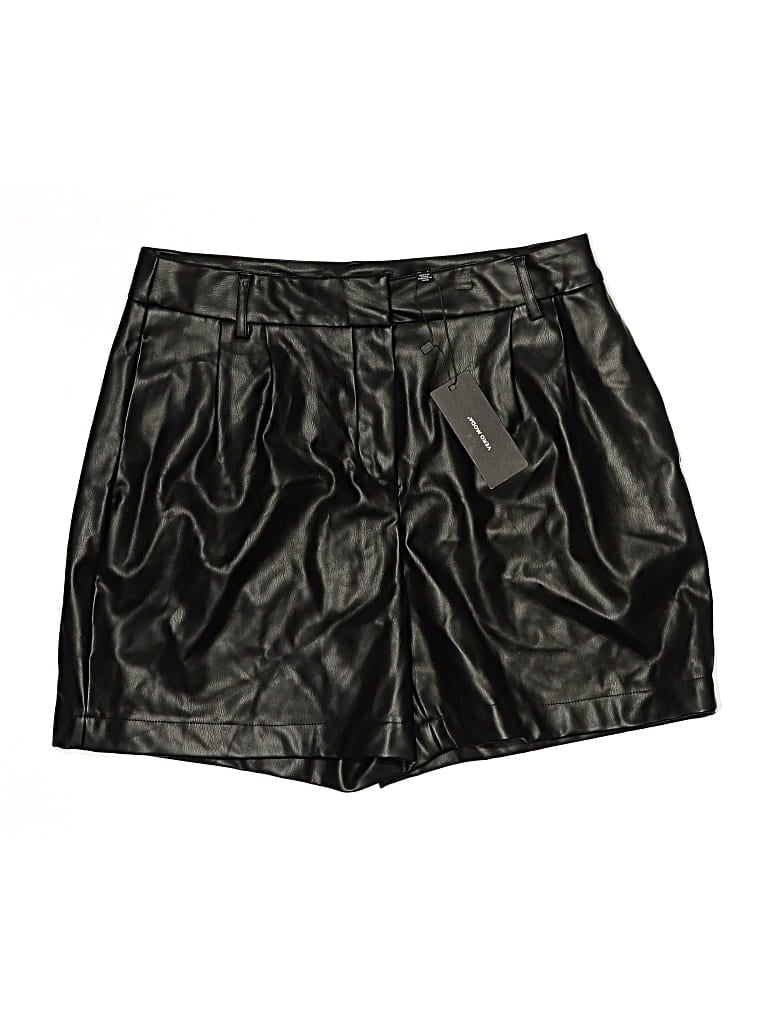 Vero Moda Shorts In Black