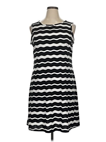 Ronni Nicole Casual Dress (view 1)
