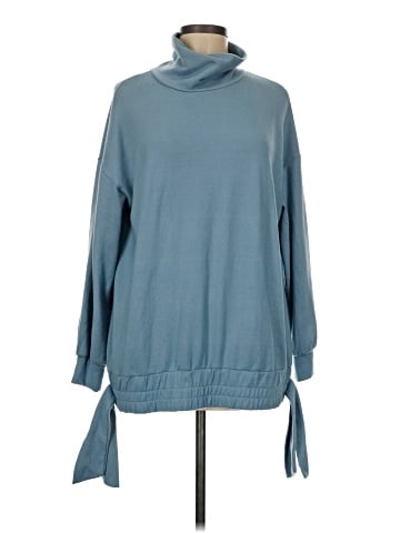 Cupio Pullover Sweater (view 1)