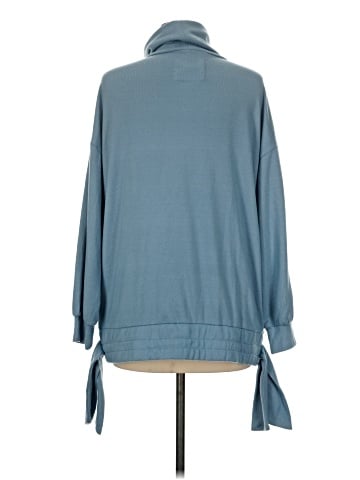 Cupio Pullover Sweater (view 2)