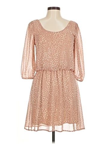 Hak Casual Dress (view 1)