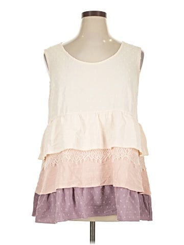 Weekend Suzanne Betro Sleeveless Blouse (view 1)