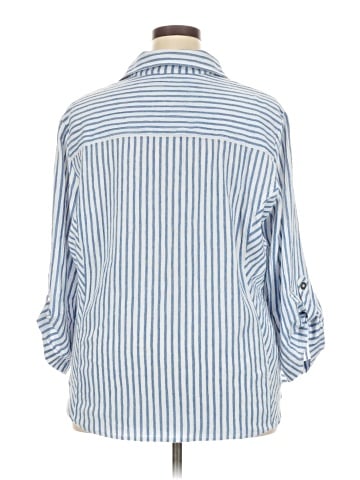 Draper's & Damon's 3/4 Sleeve Button-Down Shirt (view 2)