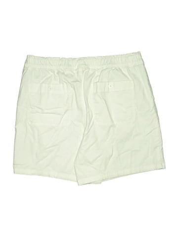 Croft & Barrow Khaki Shorts (view 2)