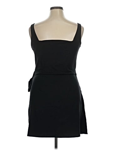 Ann Taylor LOFT Cocktail Dress (view 2)