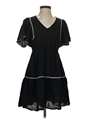 Old Navy Casual Dress (view 1)