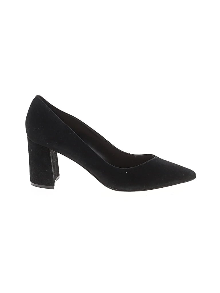 Pre-owned Marc Fisher Heels In Black