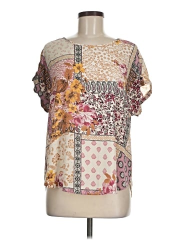 Maurices Short Sleeve T-Shirt (view 1)