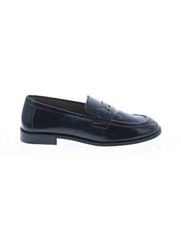 Zara Flats (view 1)