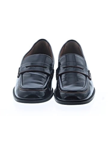 Zara Flats (view 2)