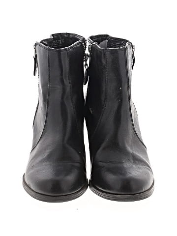 Simply Vera Vera Wang Ankle Boots (view 2)