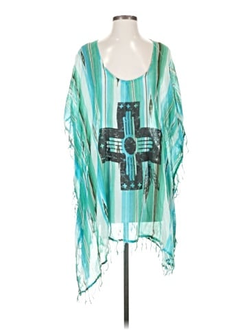 Lagaci Poncho (view 1)
