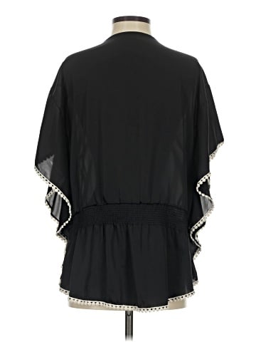Studio Y Short Sleeve Blouse (view 2)