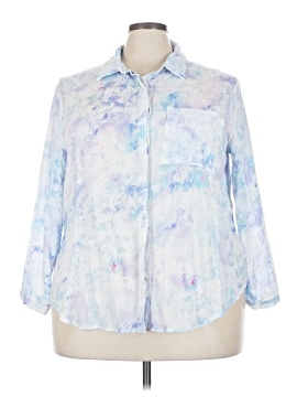Black Tape 3/4 Sleeve Button Down Shirt