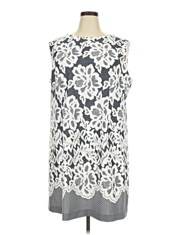Sandra Darren Casual Dress (view 1)