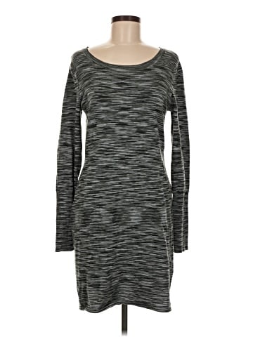 Daisy Fuentes Casual Dress (view 1)