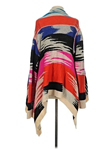 XXI Poncho (view 2)