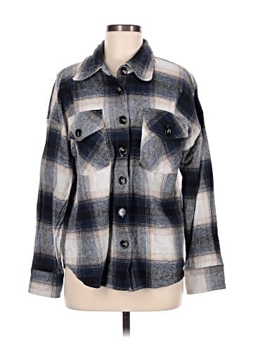 E&M Collection Long Sleeve Button-Down Shirt (view 1)