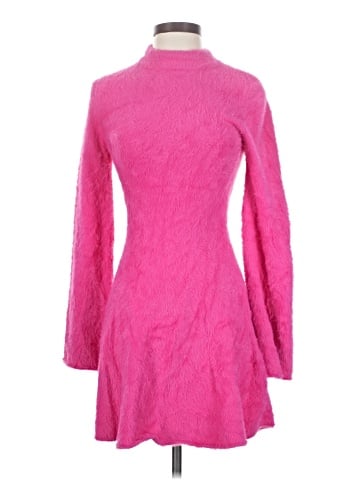 Chelsea & Violet Casual Dress (view 1)