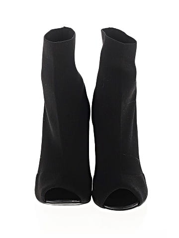 Charles by Charles David Heels (view 2)