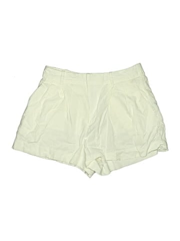 Gap Shorts (view 1)