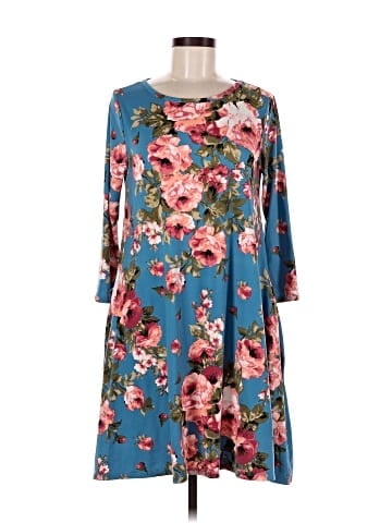 Honey & Lace Casual Dress (view 1)