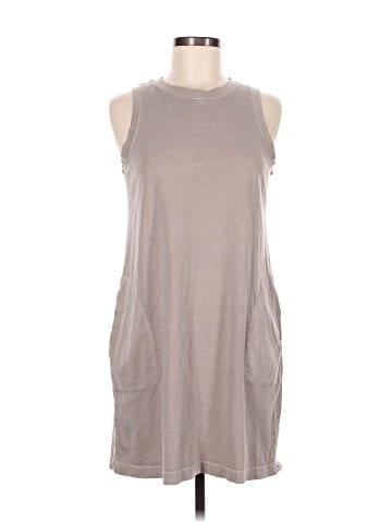 Old Navy Casual Dress (view 1)