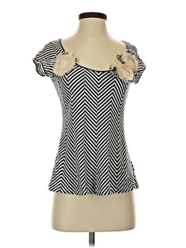 Little Yellow Button Short Sleeve Top
