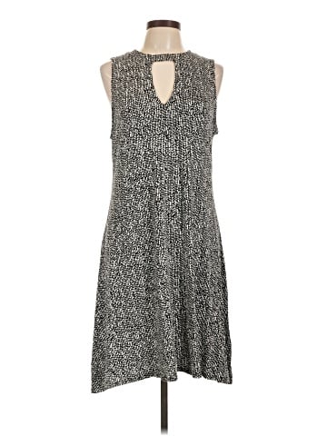 Jennifer Lopez Casual Dress (view 1)