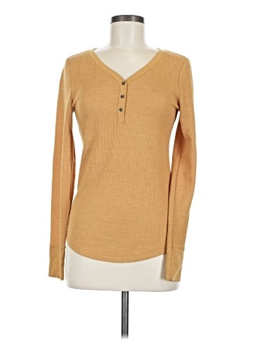 Time and Tru Long Sleeve Henley (view 1)