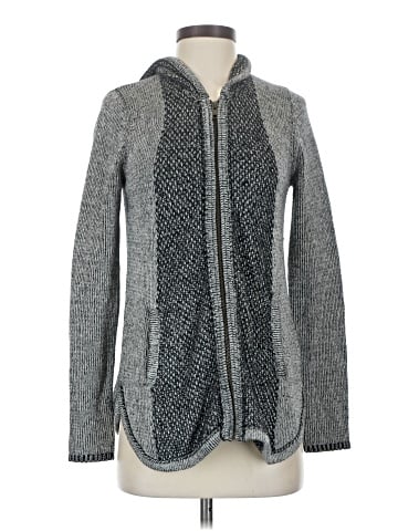 Sparrow Cardigan (view 1)