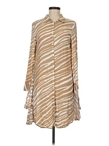 Habitual Poncho (view 1)