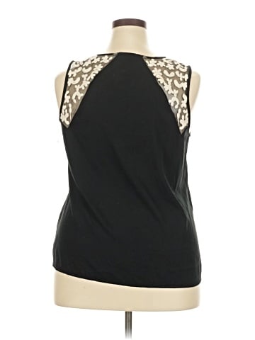 Vanilla Star Sleeveless Blouse (view 2)
