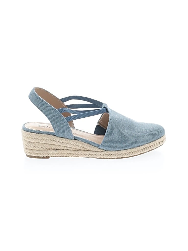 Pre-owned Life Stride Flats In Blue