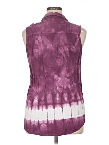 Rock & Republic Sleeveless Button-Down Shirt (view 2)