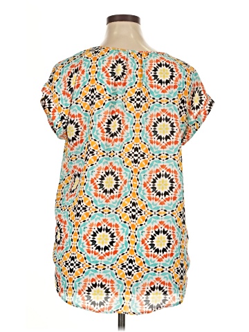 Tacera Short Sleeve Blouse (view 2)