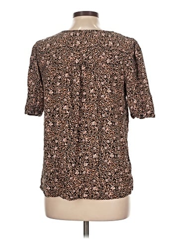 Hinge Short Sleeve Blouse (view 2)