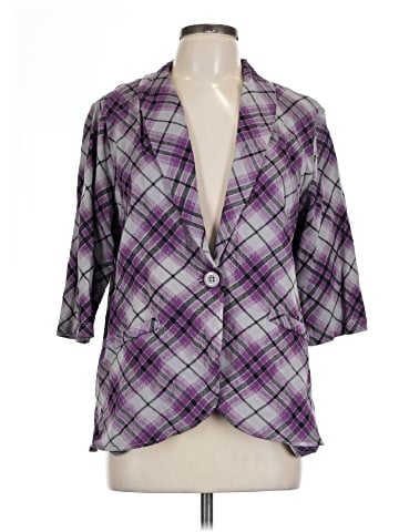 Eyeshadow 3/4 Sleeve Button-Down Shirt (view 1)