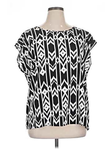 Forever 21 Plus Short Sleeve Blouse (view 1)