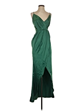 Fashion Nova Women's Dresses On Sale Up To 90% Off Retail | ThredUp