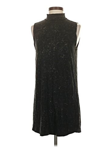 Lilla P Casual Dress (view 1)