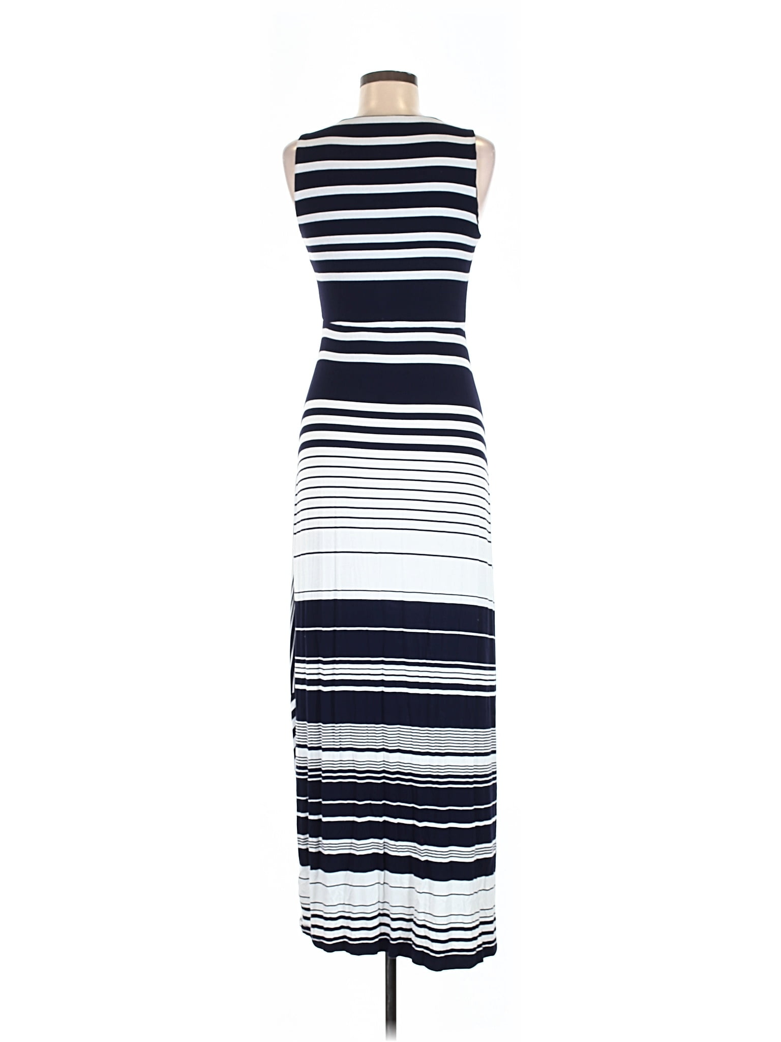 Neiman Marcus Women's Maxi Dresses On Sale Up To 90% Off Retail | ThredUp Neiman Marcus Women's Maxi Dresses On Sale Up To 90% Off Retail | ThredUp