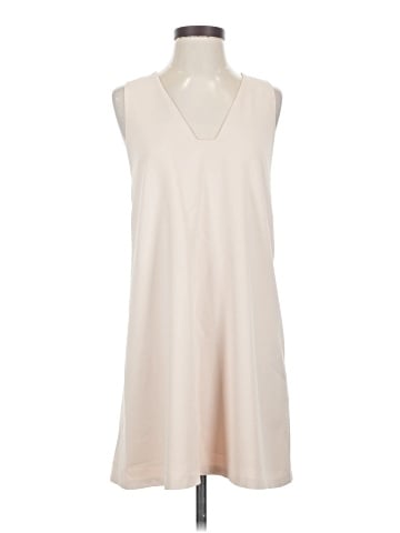 Alice + Olivia Casual Dress (view 1)